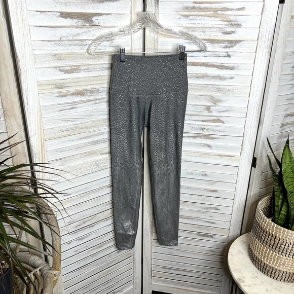 Beyond YOGA Women's Drip Drop High Waisted 7/8 Legging Silver Gray XS - Picture 2 of 9